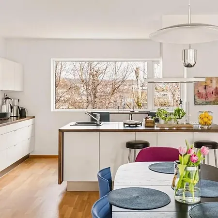 Hop Modern Holiday home